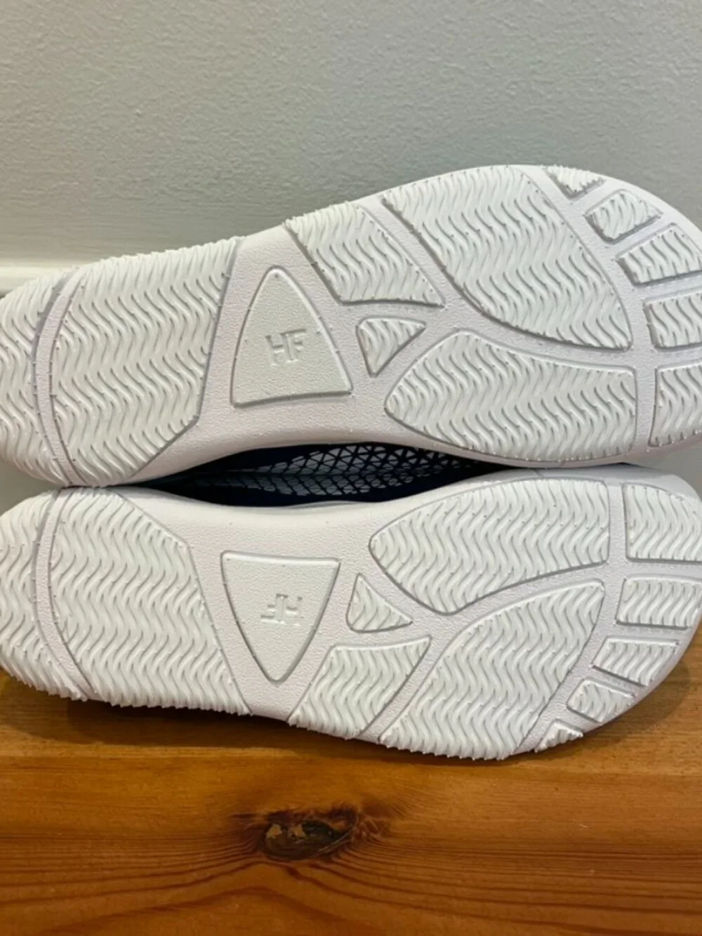 Lightweight Navy Blue Training Sneakers